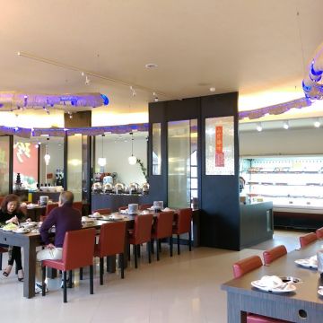 珍典精緻自助火鍋