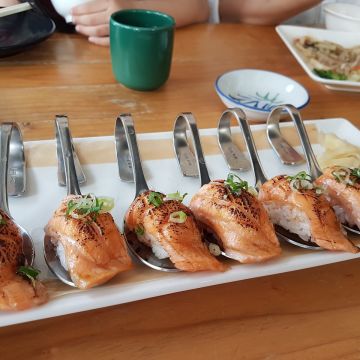 二禾井平價日本料理