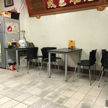 一家烤肉店
