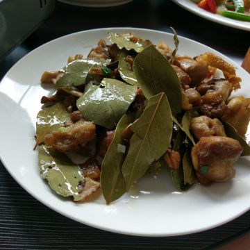 竹屋部落巨竹餐廳