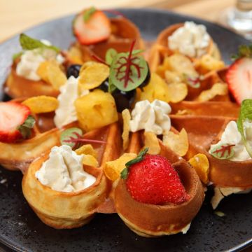 RAYCA Coffee & Platform