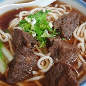 正立牛肉麵（萬華店）