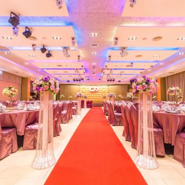 大風車中庭餐廳