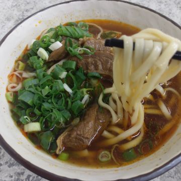 正宗老陳牛肉麵