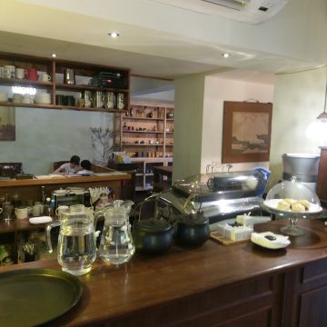 朵朵開咖啡館（台北中山店）