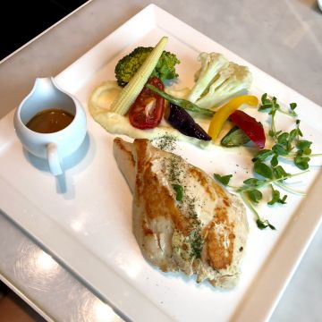 崔妮傑恩 Trine & Zen