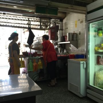 七堵烏龍伯咖哩麵