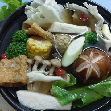 古今車用中景觀餐廳