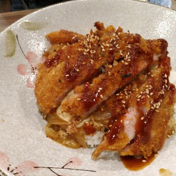 源丼力日式丼飯專門店