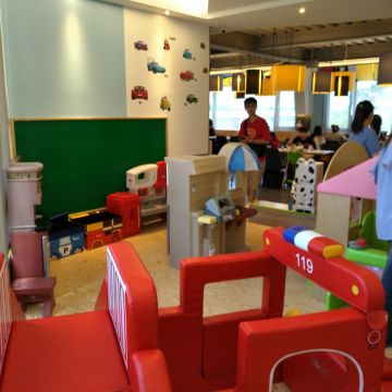 噗噗恰恰休閒親子咖啡館