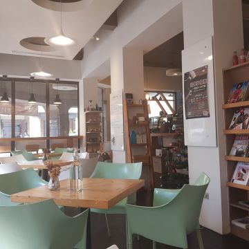 啡文學咖啡館（南屯店）