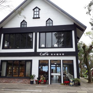 初鹿牧場/飛牛牧場