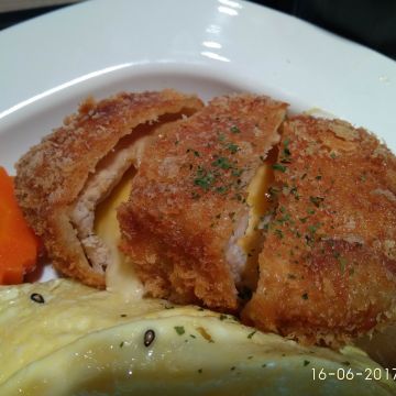 咖哩巨匠（前鎮店）