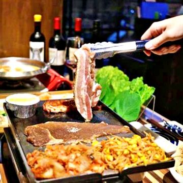 燒肉 生菜包肉綾aya