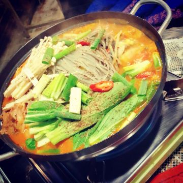 季吉韓國美食餐飲房 GG（松山店）