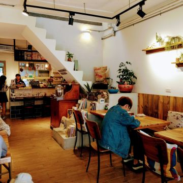 肆月捌 X Dakuaidai甜室