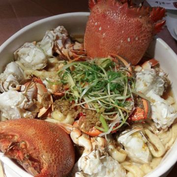 全家福海鮮餐廳（七堵店）