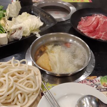 可米日式涮涮鍋坊