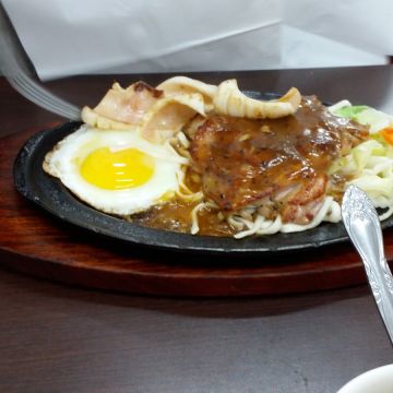 牛屋排餐專賣店