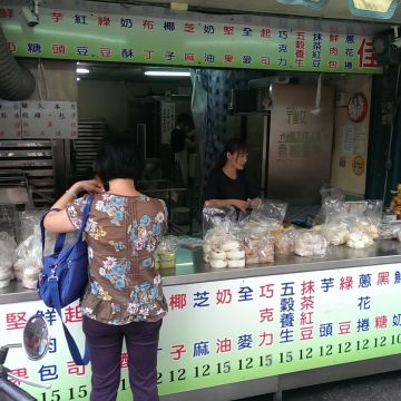 品佳現做鮮奶饅頭