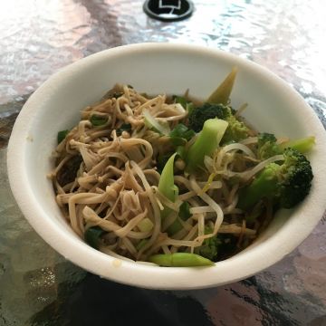 特一巧滷味專賣店