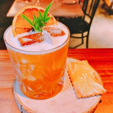 Old Seat Restaurant.Cafe 川酒＆咖啡