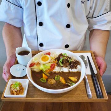 Offer curries 咖哩厚 台灣茶咖哩