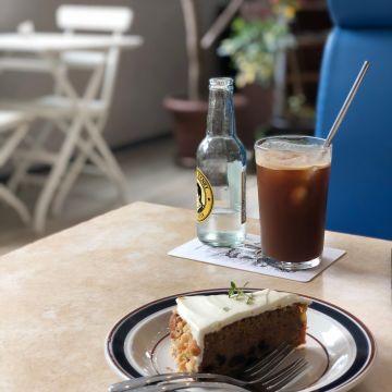 在三樓 Third Floor Coffee