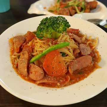蘿麗奇義麵盒子 Pasta Box