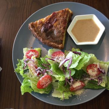 三角咖啡館 CAFÉ TRIANGLE