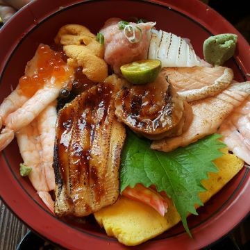 大漁丼壽司