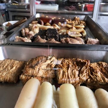 永康冰糖醬鴨.紅燒牛肉麵