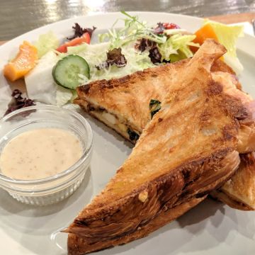 Cuiqu Coffee 奎克咖啡 (高雄博愛旗艦店)