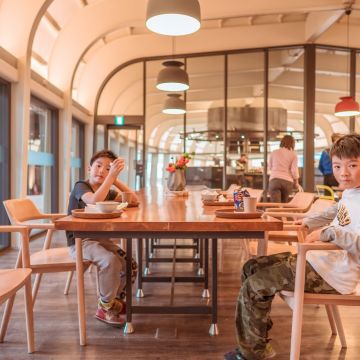 微熱山丘 高雄駁二特區