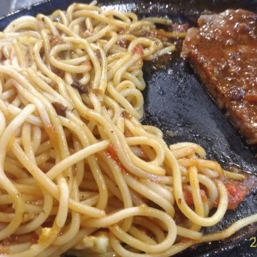 長紅義式牛排館