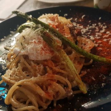 YELO Seoul Bistro 首爾餐酒館