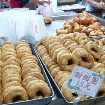 姊妹雙胞胎（八里店）