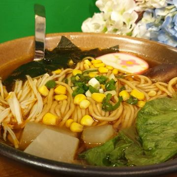 川姥姥巴黎小麵館