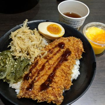 吉購吉日式丼飯專門店