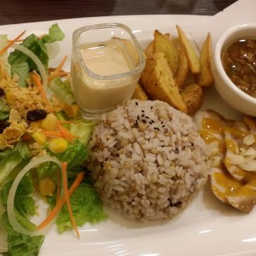 奇藝王國主題親子餐廳