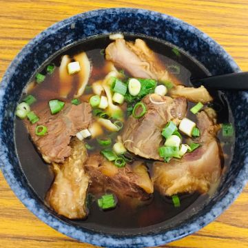 東家牛肉麵