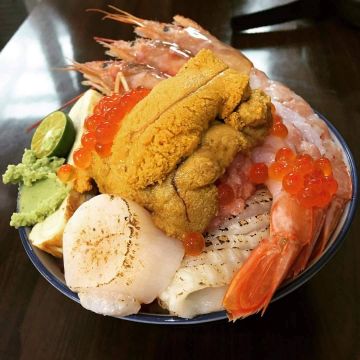 揚日式料理（生魚片蓋飯）