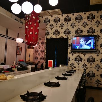 女月門精緻火鍋