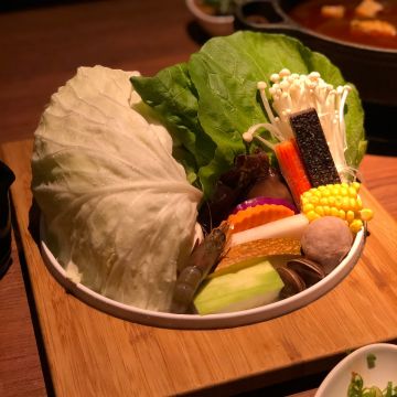 拾七石頭火鍋 昌平店