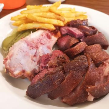 煙燻小棧 Smoky Inn