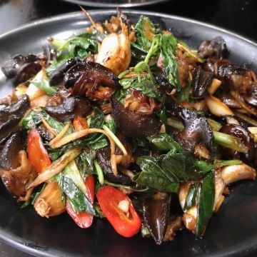 鮮納肚快炒海鮮