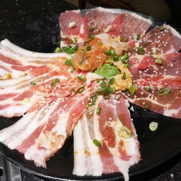 歐鄉餐飲企業-花蓮石屋燒肉店