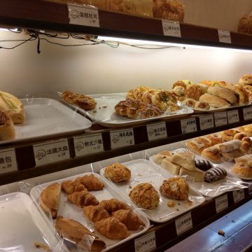 百合麵包園