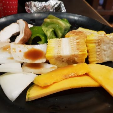 炭火燒肉本舖（左營店）