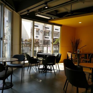 陽光盒子（新興店）